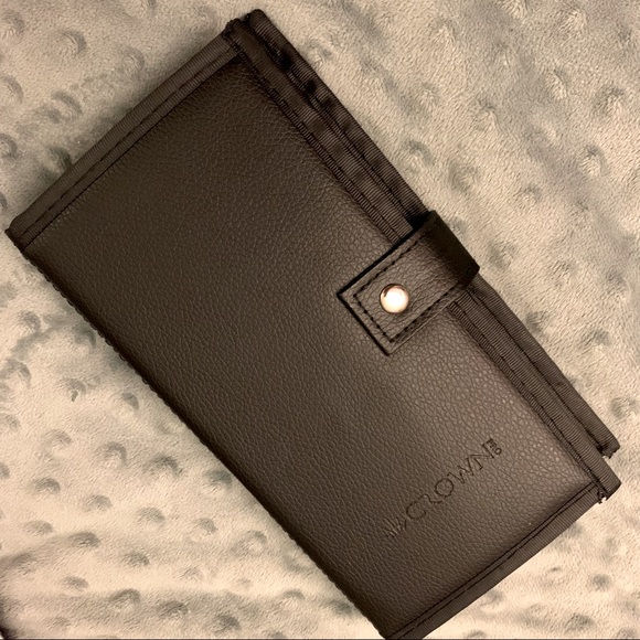 CROWN Pro Makeup Brush Set NIP - Picture 2 of 5